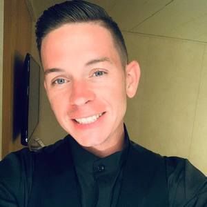 Meet your Posher, Justin